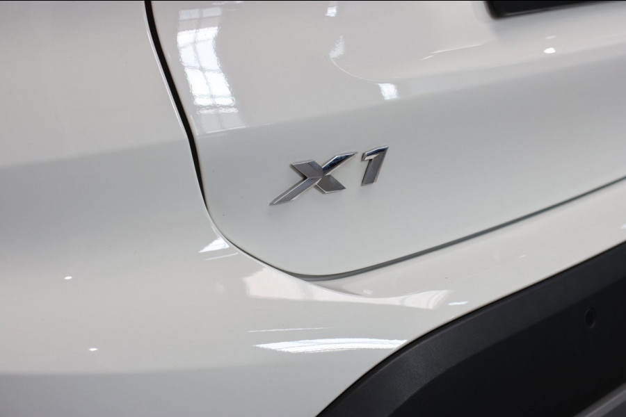 BMW X1 SDrive18d High Executive *Pano*Camera*Leder*Led*