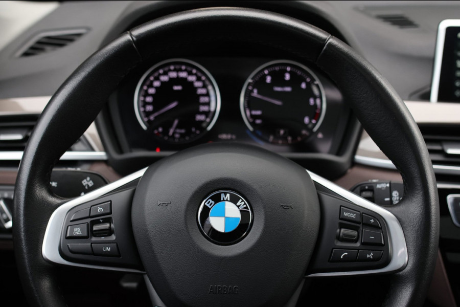 BMW X1 SDrive18d High Executive *Pano*Camera*Leder*Led*