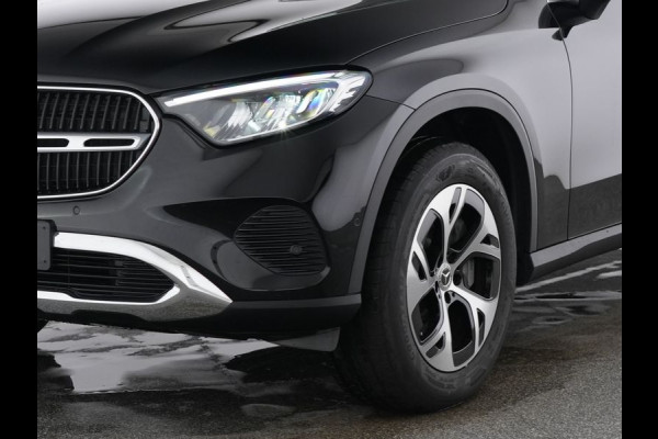 Mercedes-Benz GLC 300 e 4MATIC Plug-In Hybride Trekhaak | Panorama Schuif-Kanteldak | Parkeerpakket met achteruitcamera | Distronic | Ledkolampen | Advanced Soundsystem. Inclusief 24 maanden Mercedes-Benz Certified garantie voor Europa.