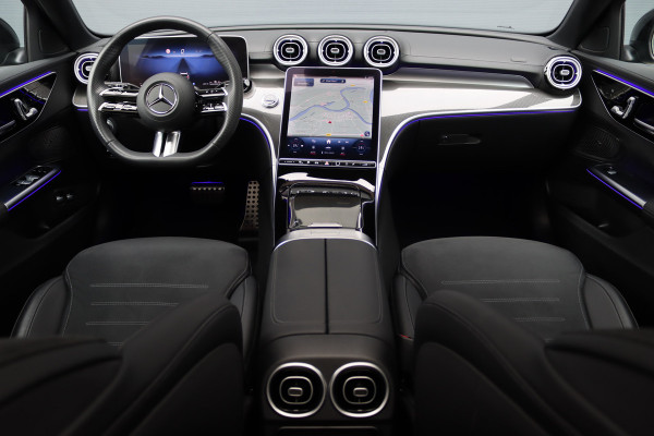 Mercedes-Benz C-Klasse Estate 300 e AMG Line Premium | Panoramadak | Memory | Distronic | Surround Camera | Trekhaak | Digital Light | Nightpakket | Augmented Reality |