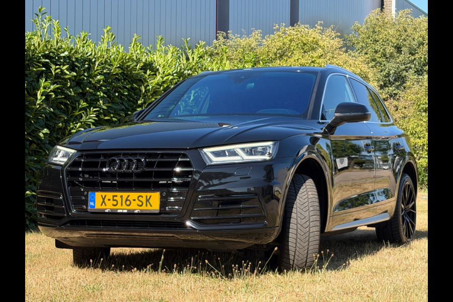 Audi Q5 2.0 TFSI quattro Sport S Line Black Edition/Pano/Leer/Navi/252pk