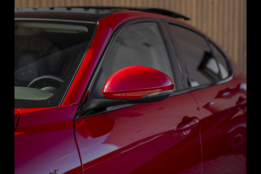 Alfa Romeo Giulia 2.2 Sprint | Panoramadak | Veloce stoelen | Carplay | Adapt. cruise
