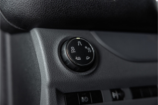 Fiat Scudo 2.0 MultiJet 145 PK L2H1 | Sortimo | CarPlay | Camera | Navigatie | Trekhaak | Standkachel | Grip control | F1 Flippers | DAB | Cruise control | Keyless start | DAB | Nieuwe APK | Dealer onderhouden