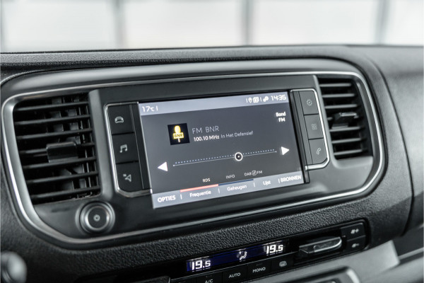Fiat Scudo 2.0 MultiJet 145 PK L2H1 | Sortimo | CarPlay | Camera | Navigatie | Trekhaak | Standkachel | Grip control | F1 Flippers | DAB | Cruise control | Keyless start | DAB | Nieuwe APK | Dealer onderhouden