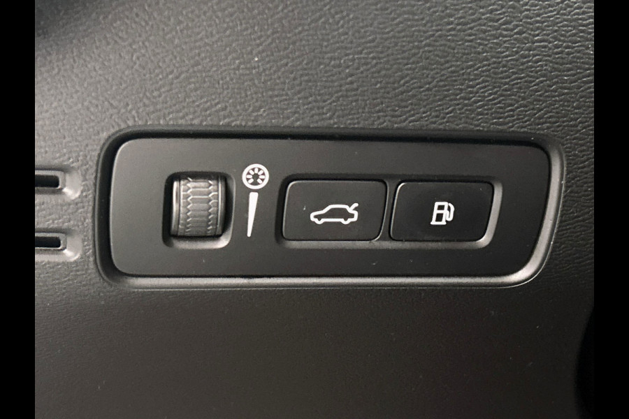 Volvo XC40 1.5 T4 Recharge 262 PK | Apple/Carplay | Elek.Kofferklep | Camera
