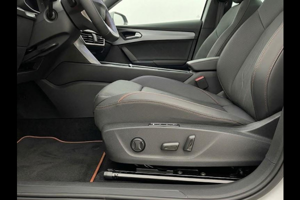 Škoda ENYAQ Coupé iV 80 Business Edition Plus 204pk | Business Upgrade pakket | Panoramadak | Leder-pakket |  Apple Carplay/Android Auto | Cruise control adaptief | Dodehoek detectie |  Matrix LED koplampen | Navigatiesysteem full map | Voorstoelen verwarmd