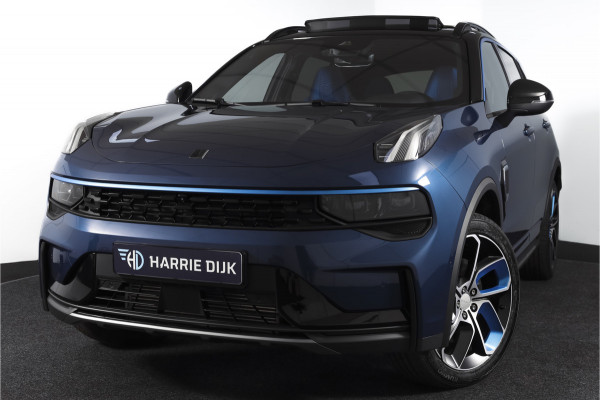 Lynk & Co 01 1.5 PHEV 261PK MY23 | Donkere hemel | 360 Camera | 7.4 kWh boordlader | S/K-panodak | Adapt. Cruise | Memory | Elek. klep | LM 20" | 2682