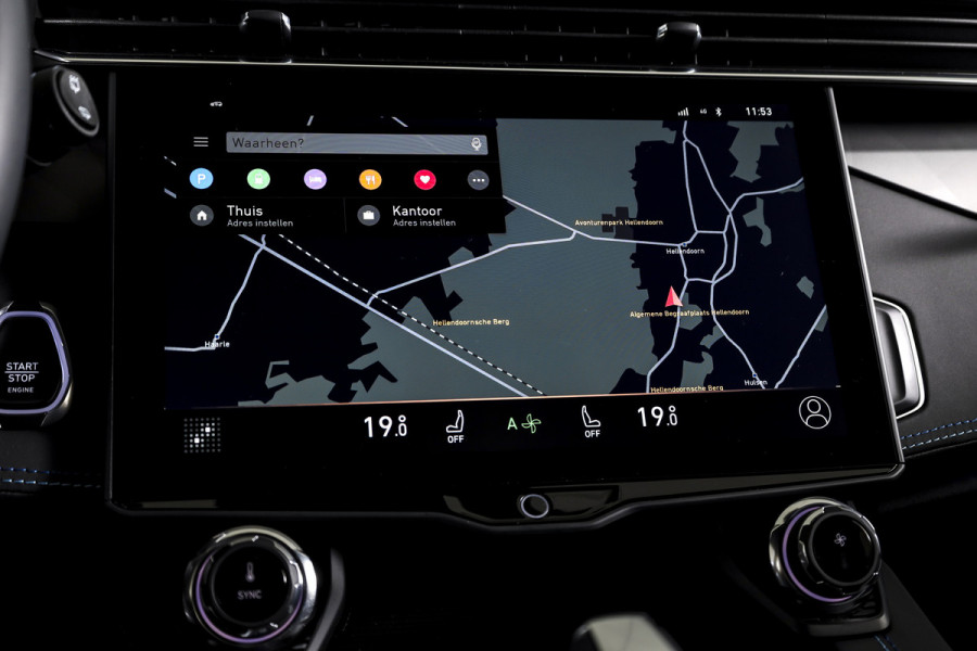 Lynk & Co 01 1.5 PHEV 261PK MY23 | Donkere hemel | 360 Camera | 7.4 kWh boordlader | S/K-panodak | Adapt. Cruise | Memory | Elek. klep | LM 20" | 9850