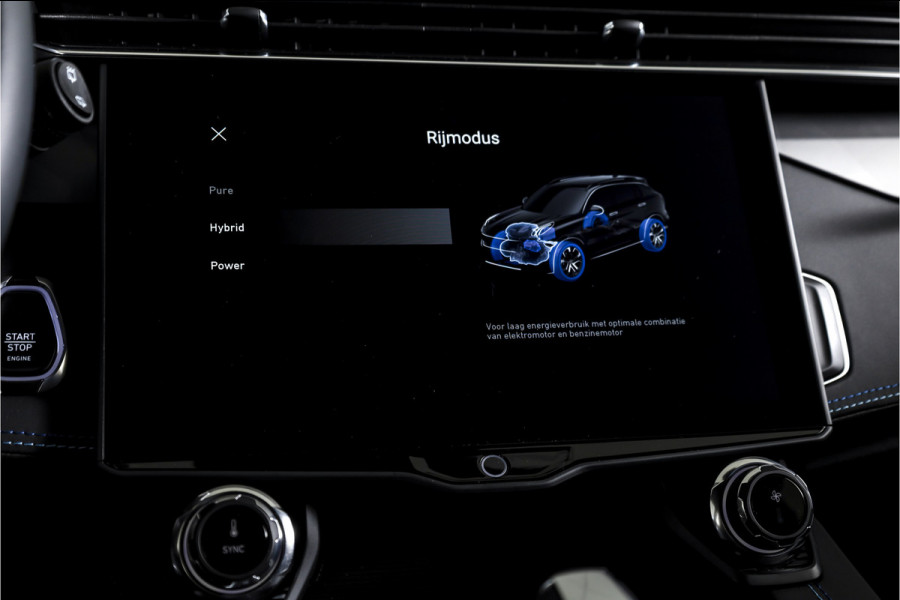 Lynk & Co 01 1.5 PHEV 261PK MY23 | Donkere hemel | 360 Camera | 7.4 kWh boordlader | S/K-panodak | Adapt. Cruise | Memory | Elek. klep | LM 20" | 9850