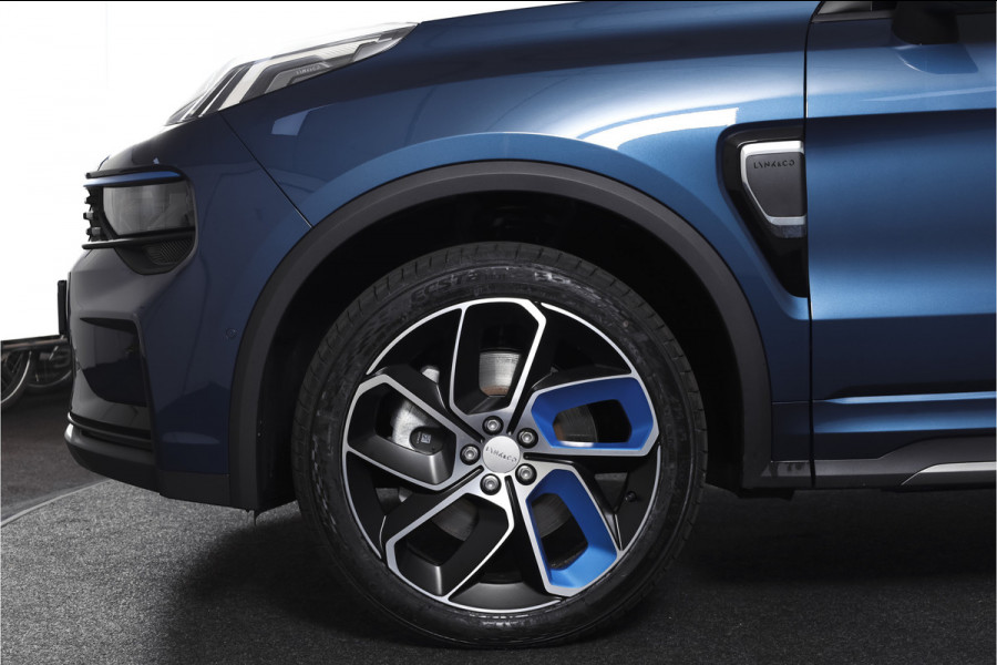 Lynk & Co 01 1.5 PHEV 261PK MY23 | Donkere hemel | 360 Camera | 7.4 kWh boordlader | S/K-panodak | Adapt. Cruise | Memory | Elek. klep | LM 20" | 9850