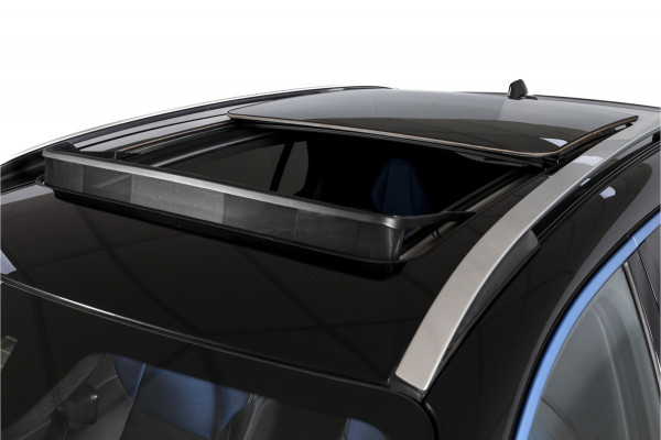 Lynk & Co 01 1.5 PHEV 261PK MY23 | Donkere hemel | 360 Camera | 7.4 kWh Boordlader | S/K-panodak | Adapt. Cruise | Memory | Elek. klep | LM 20" | 4164