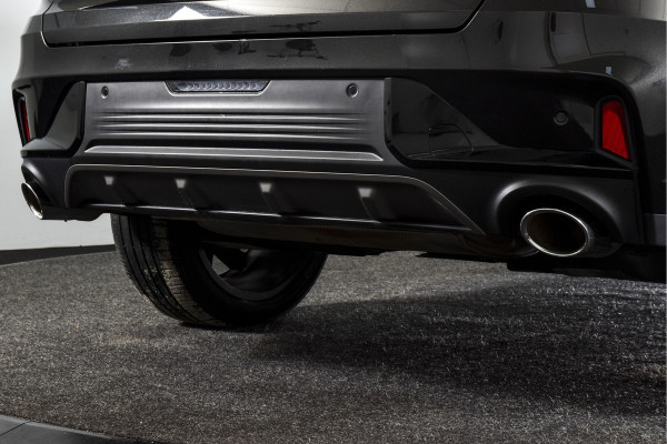 Lynk & Co 01 1.5 PHEV 261PK MY23 | Donkere hemel | 360 Camera | 7.4 kWh Boordlader | S/K-panodak | Adapt. Cruise | Memory | Elek. klep | LM 20" | 4164