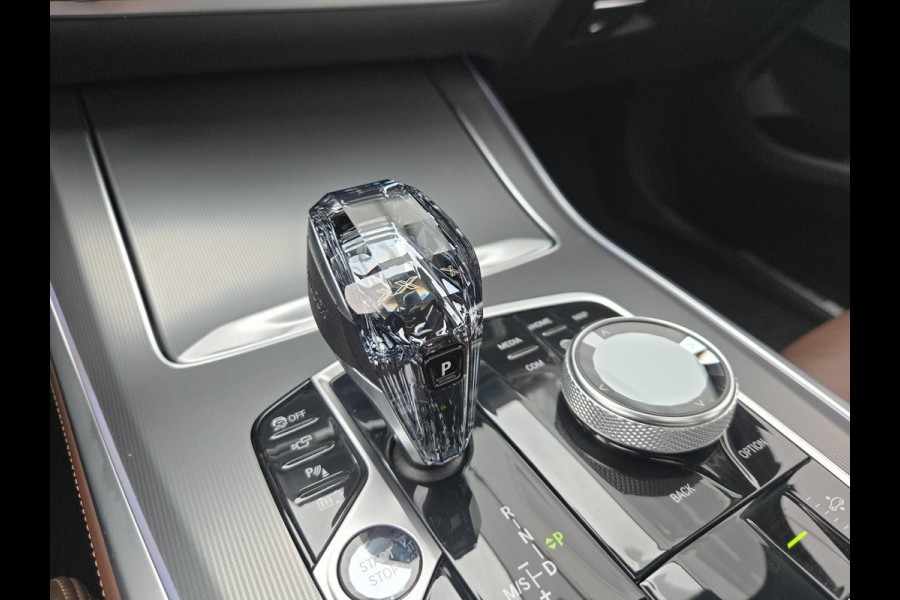 BMW X5 xDrive45e High Executive | M-Pakket| Individual Stoelen| Dealer onderhouden| SOH 88%|