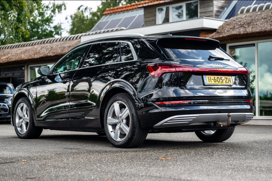 Audi e-tron E-tron 50 quattro Launch edition 71 kWh Soh 84% I Trekhaak I Climate I Cruise I Stoelgeheugen I Luchtvering