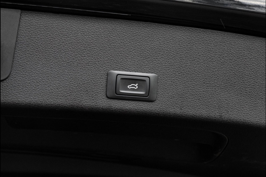 Audi e-tron E-tron 50 quattro Launch edition 71 kWh Soh 84% I Trekhaak I Climate I Cruise I Stoelgeheugen I Luchtvering