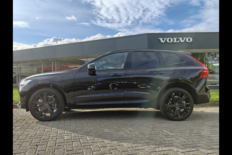 Volvo XC60 T6 AWD 350PK Plug-in hybrid Plus Black Edition | BLIS | H&K | 360 Camera | Pano | Luchtvering | Keyless |