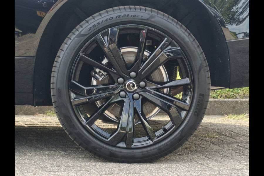 Volvo XC60 T6 AWD 350PK Plug-in hybrid Plus Black Edition | BLIS | H&K | 360 Camera | Pano | Luchtvering | Keyless |