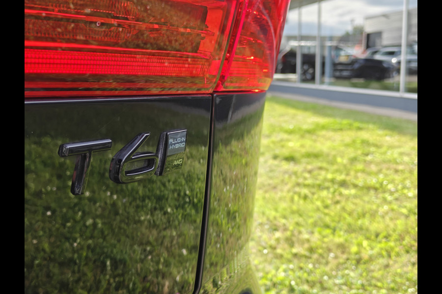 Volvo XC60 T6 AWD 350PK Plug-in hybrid Plus Black Edition | BLIS | H&K | 360 Camera | Pano | Luchtvering | Keyless |