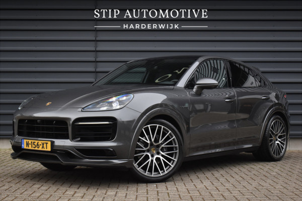 Porsche Cayenne Coupé 3.0 E-Hybrid SportDesign Techart | Sportuitlaat | Pano | ACC | 22'' Wielen | PDLS+ Matrix | Alcantara dakhemel | Matrix PDLS+ |