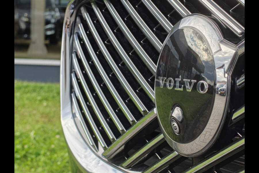 Volvo XC60 T6 AWD 350PK Plug-in Hybrid Plus Bright | BLIS | Keyless | ACC | PDC V+A | 360 Camera | H&K | Pano |