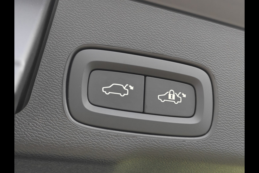 Volvo XC60 T6 AWD 350PK Plug-in Hybrid Plus Bright | BLIS | Keyless | ACC | PDC V+A | 360 Camera | H&K | Pano |