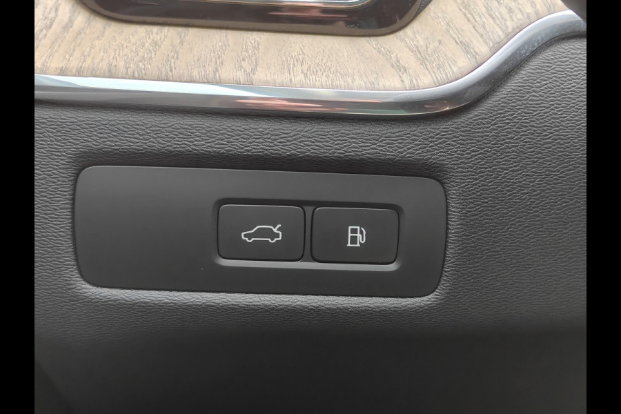 Volvo XC60 T6 AWD 350PK Plug-in Hybrid Plus Bright | BLIS | Keyless | ACC | PDC V+A | 360 Camera | H&K | Pano |