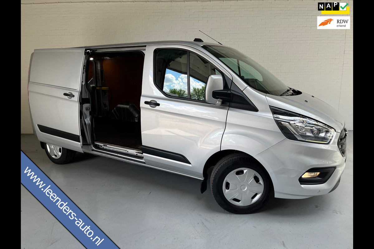 Ford Transit Custom Automaat 300 2.0 TDCI 130pk L2H1 Limited 3persoons, Airco, Navigatie, Trekhaak, Metallic lak, RIJKLAARPRIJS