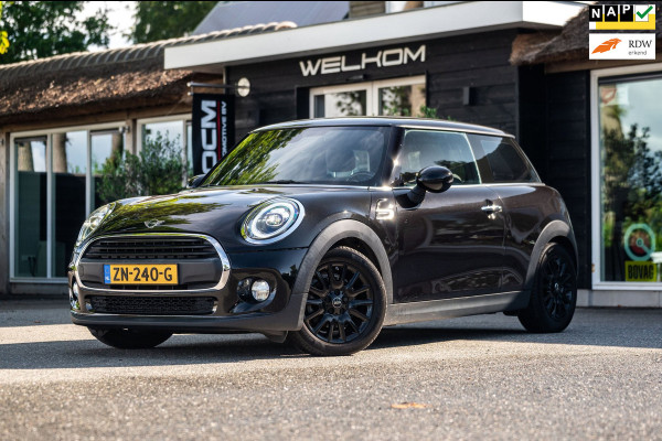 MINI 3-deurs 1.5 One Chili NL Auto I Dealeronderhouden I NAP I Sportstoelen I Parkeersensoren I Keyless I Led I Half Leder