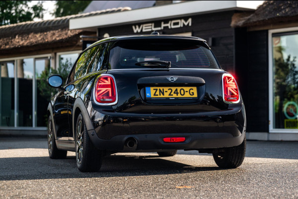 MINI 3-deurs 1.5 One Chili NL Auto I Dealeronderhouden I NAP I Sportstoelen I Parkeersensoren I Keyless I Led I Half Leder