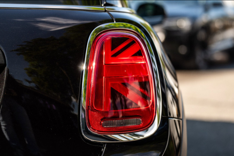 MINI 3-deurs 1.5 One Chili NL Auto I Dealeronderhouden I NAP I Sportstoelen I Parkeersensoren I Keyless I Led I Half Leder