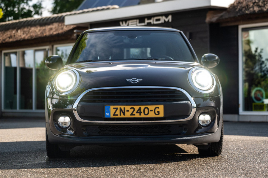 MINI 3-deurs 1.5 One Chili NL Auto I Dealeronderhouden I NAP I Sportstoelen I Parkeersensoren I Keyless I Led I Half Leder