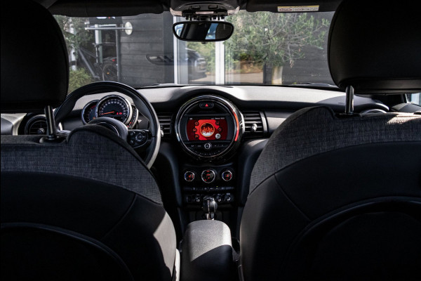 MINI 3-deurs 1.5 One Chili NL Auto I Dealeronderhouden I NAP I Sportstoelen I Parkeersensoren I Keyless I Led I Half Leder