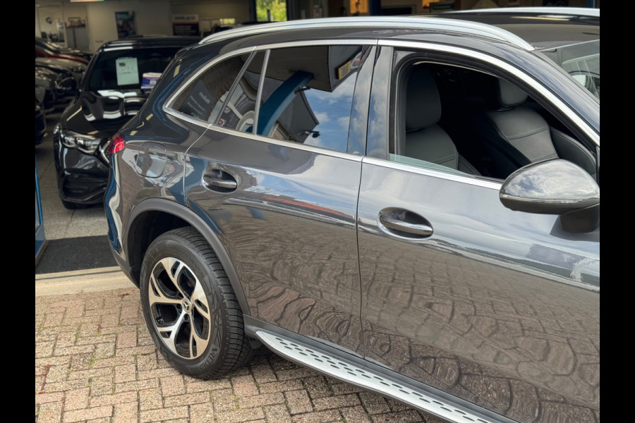 Mercedes-Benz GLC 300e 4MATIC Business Line 2023 NAP!