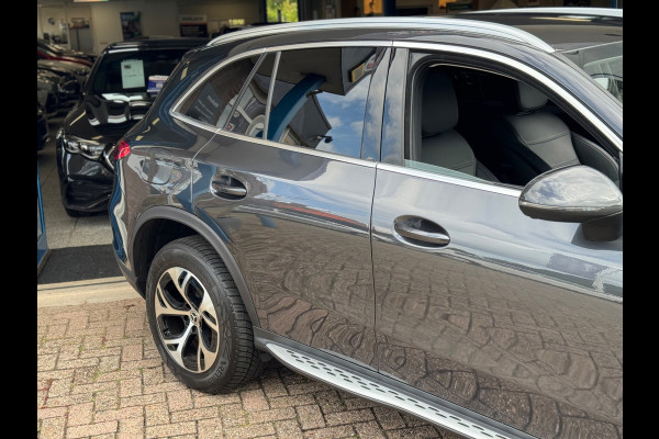 Mercedes-Benz GLC 300e 4MATIC Business Line 2023 NAP!