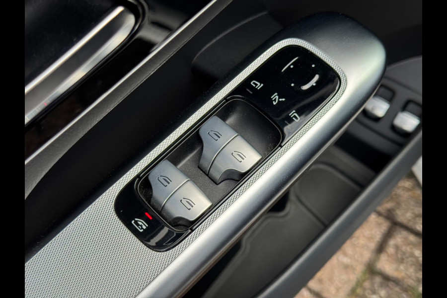 Mercedes-Benz GLC 300e 4MATIC Business Line 2023 NAP!