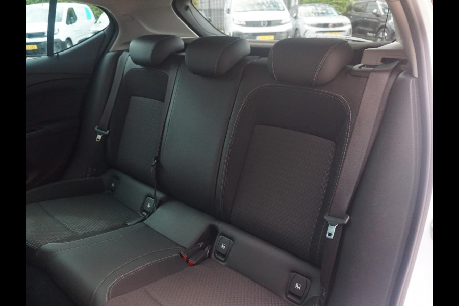 Opel Astra 1.4 Turbo Innovation | Carplay | Afn. Trekhaak | 1.450kg trekgewicht