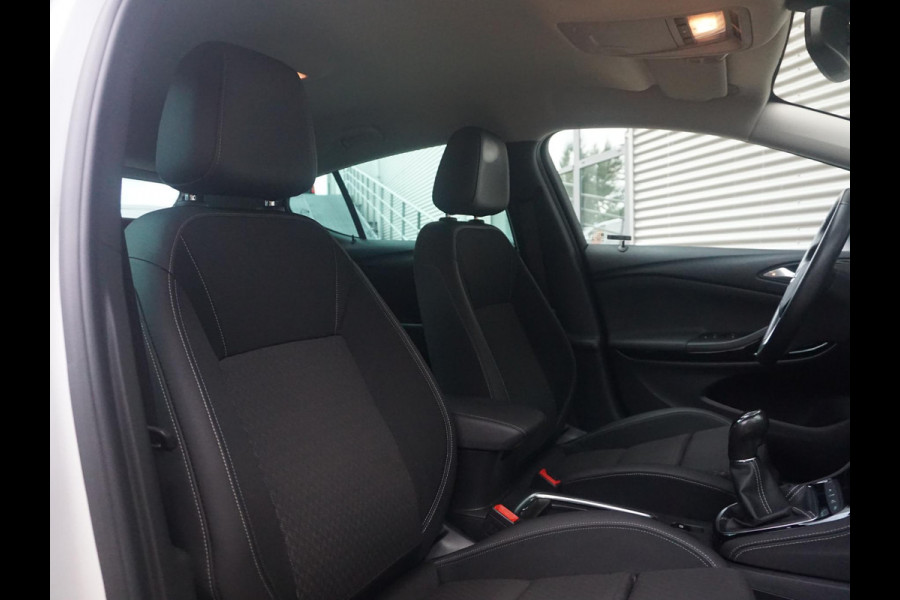 Opel Astra 1.4 Turbo Innovation | Carplay | Afn. Trekhaak | 1.450kg trekgewicht