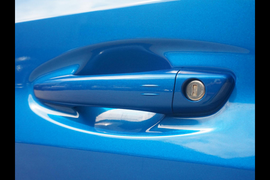 Peugeot 208 1.2 Turbo 100 GT | 360 camera | Panoramadak | Carplay |