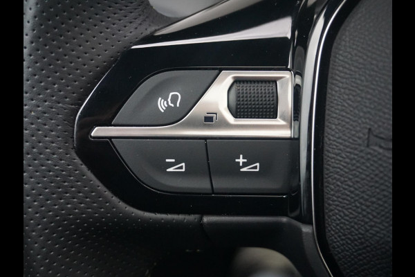 Peugeot 208 1.2 Turbo 100 GT | 360 camera | Panoramadak | Carplay |