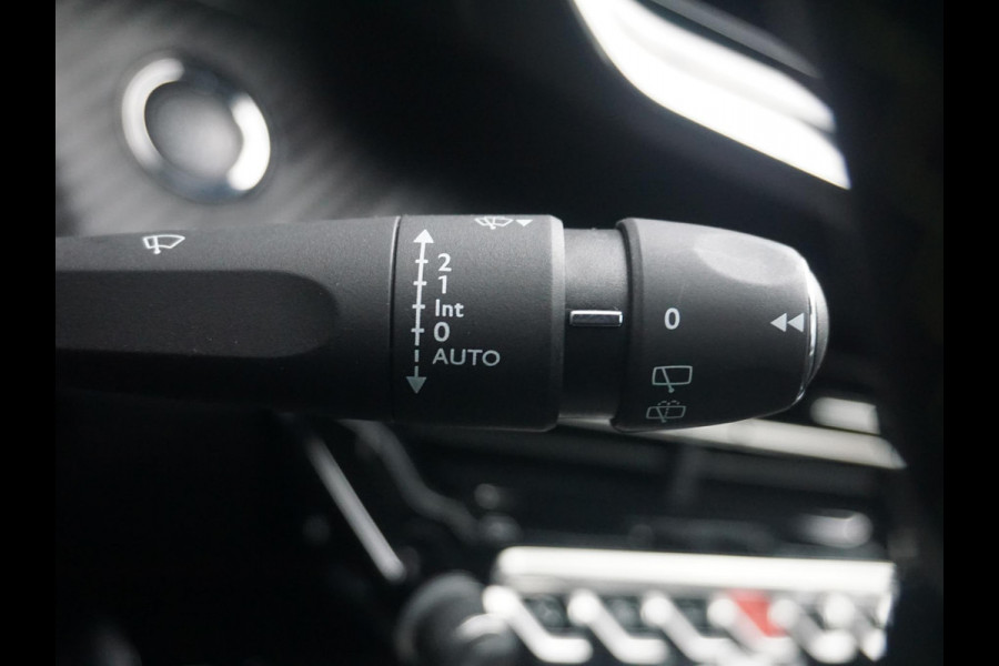 Peugeot 208 1.2 Turbo 100 GT | 360 camera | Panoramadak | Carplay |