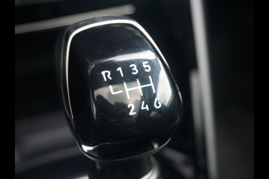 Peugeot 208 1.2 Turbo 100 GT | 360 camera | Panoramadak | Carplay |