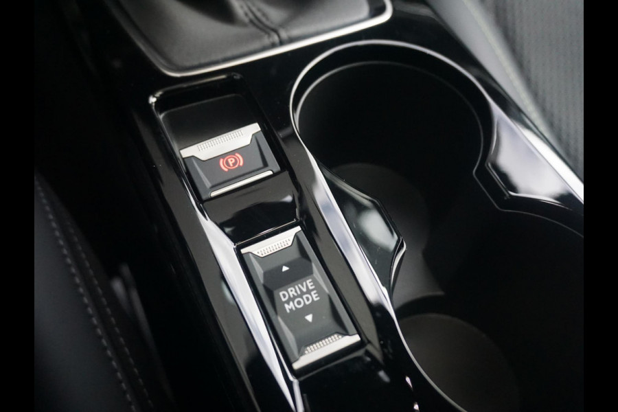 Peugeot 208 1.2 Turbo 100 GT | 360 camera | Panoramadak | Carplay |