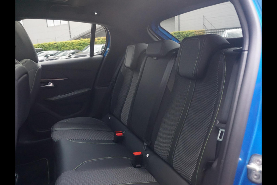 Peugeot 208 1.2 Turbo 100 GT | 360 camera | Panoramadak | Carplay |
