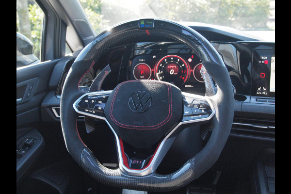 Volkswagen Golf 2.0 TSI GTI Clubsport | 300PK | Panoramadak | Camera | Sfeerverlichting | Milltek uitlaat | Maxton Bodykit |