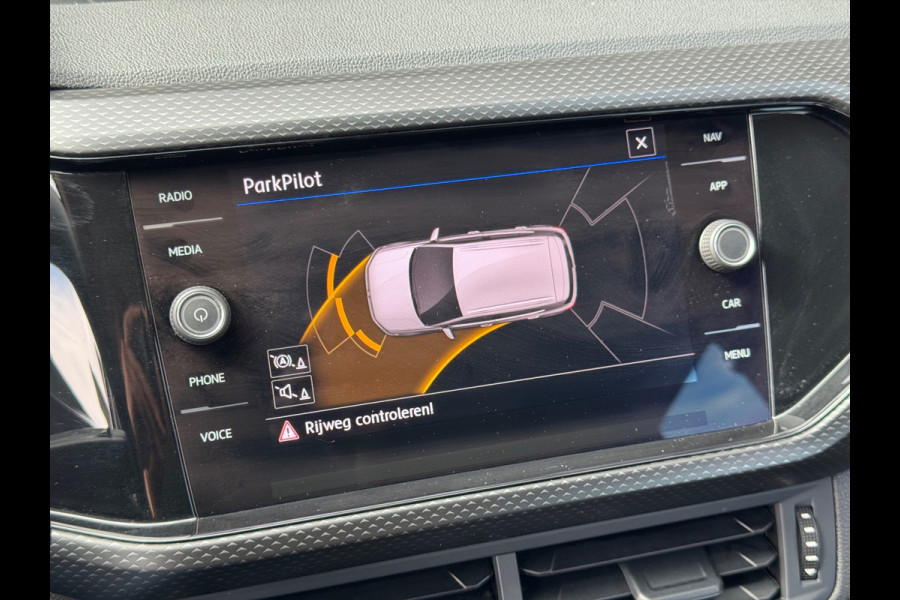 Volkswagen T-Cross 1.0 TSI Life 2019 NAVI CLIMA CAMERA NAP!
