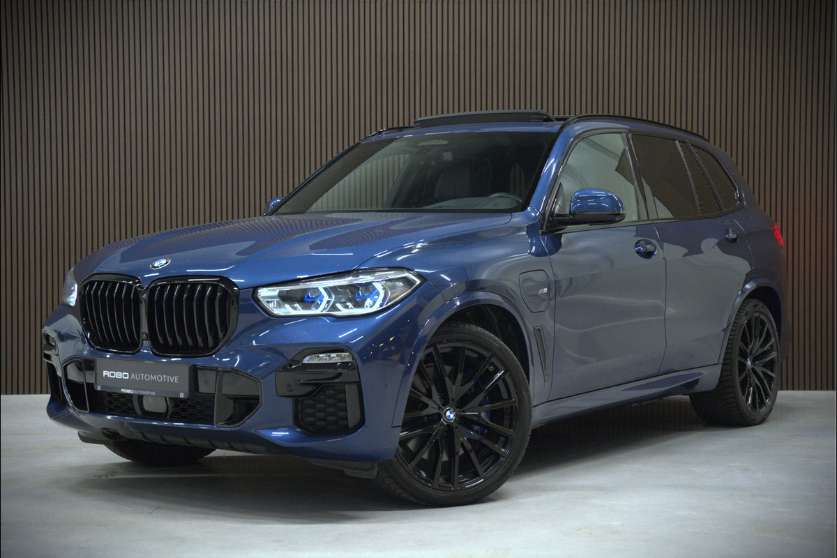 BMW X5 xDrive45e High Executive | Panoramadak | Harman Kardon | Luchtvering | Laser | Adaptive Cruise Control | Keyless | 360 Camera | Head-Up Display | Ambiance Verlichting | M Sport remmen | Memory Seats | Stoelverwarming