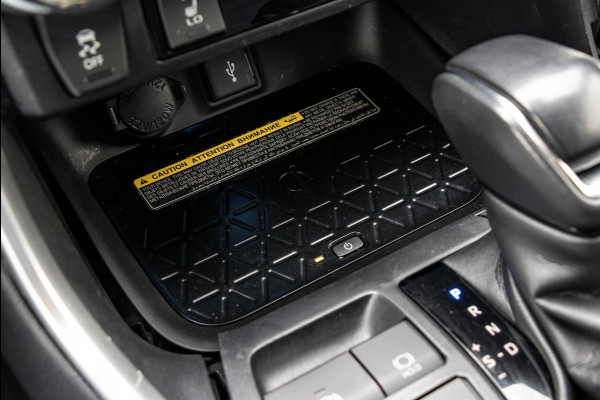 Toyota RAV4 2.5 Hybrid Style I Camera I JBL I Half Leder I Adaptive Cruise I Stoelverwarming I CarPlay I Keyless