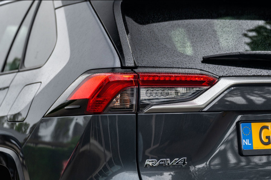 Toyota RAV4 2.5 Hybrid Style I Camera I JBL I Half Leder I Adaptive Cruise I Stoelverwarming I CarPlay I Keyless
