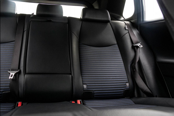 Toyota RAV4 2.5 Hybrid Style I Camera I JBL I Half Leder I Adaptive Cruise I Stoelverwarming I CarPlay I Keyless