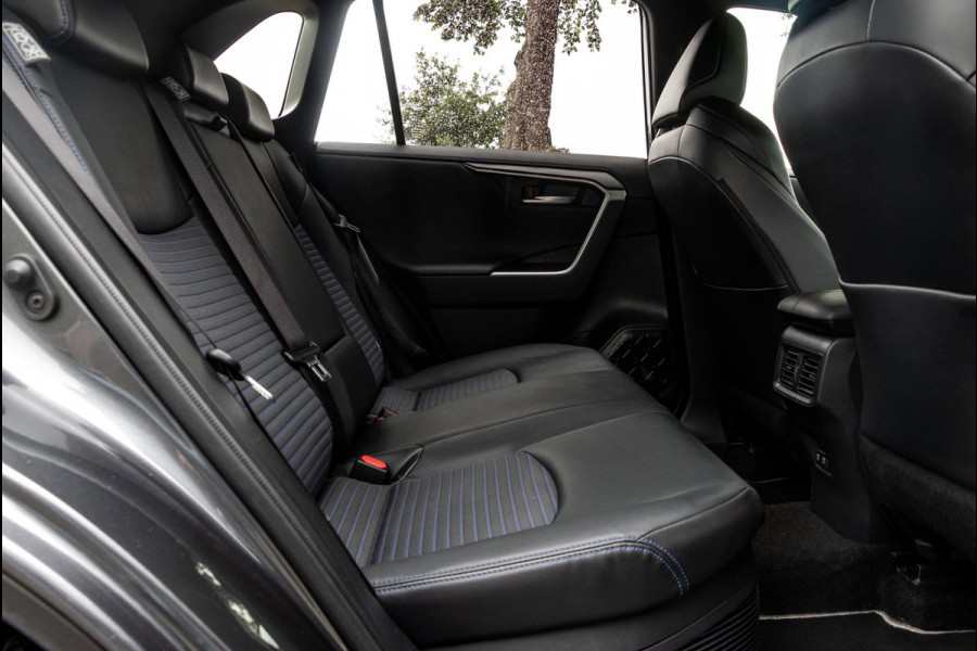 Toyota RAV4 2.5 Hybrid Style I Camera I JBL I Half Leder I Adaptive Cruise I Stoelverwarming I CarPlay I Keyless